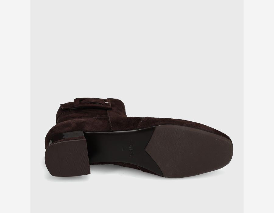 Pierot - Tmoro Suede dark brown rounded square-toe boot with side zip and mixed material heel