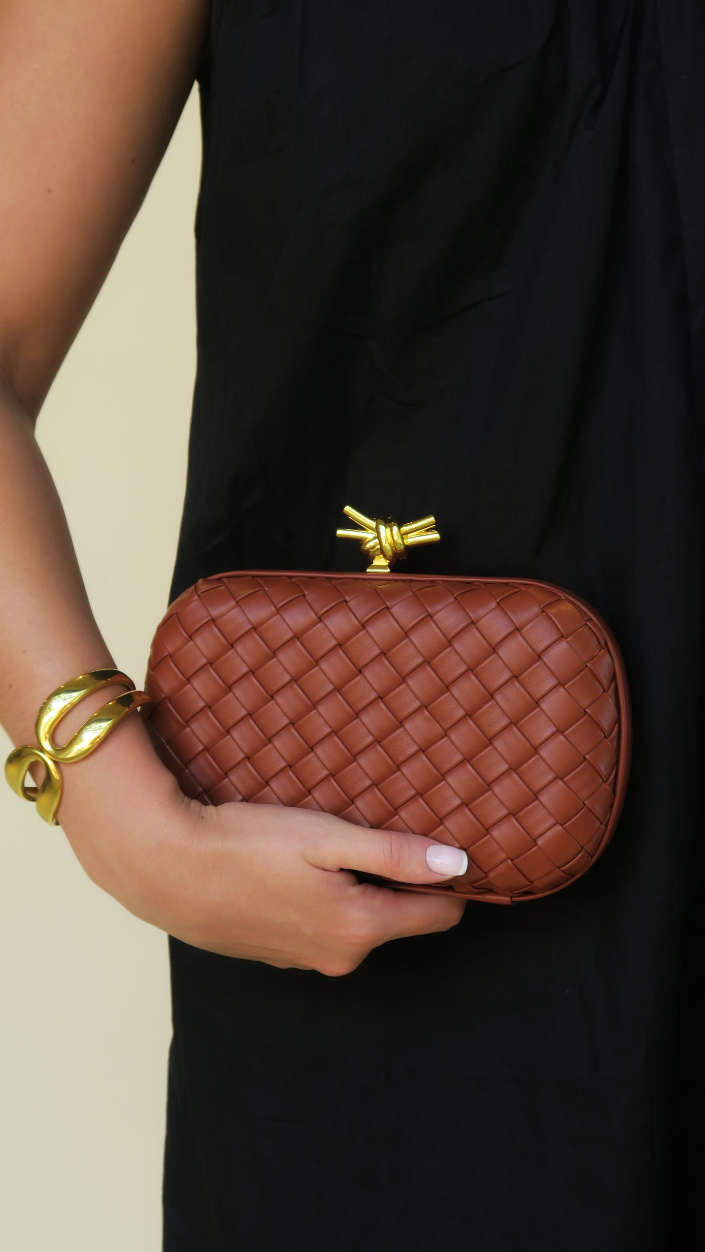 Bonsoir Woven Clutch