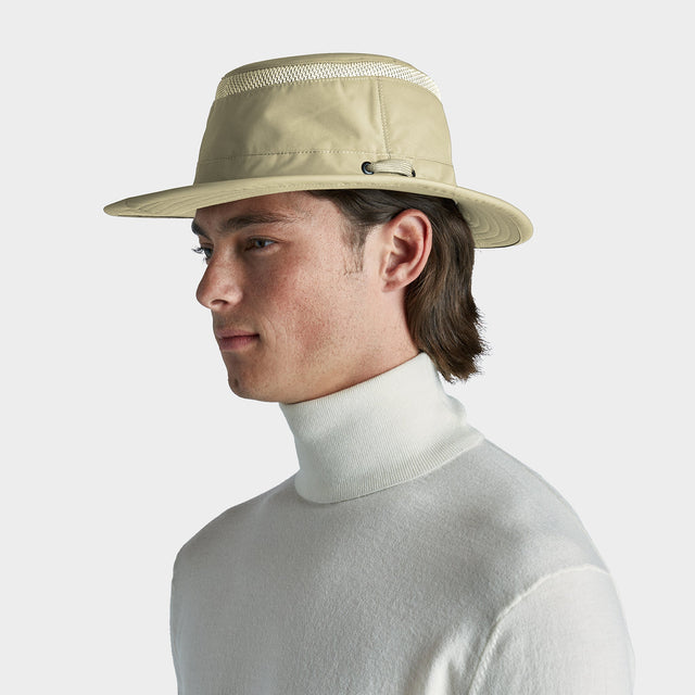 Airflo Medium Brim Ltm5 green and beige ventilated TILLEY men's hat from HCO collection