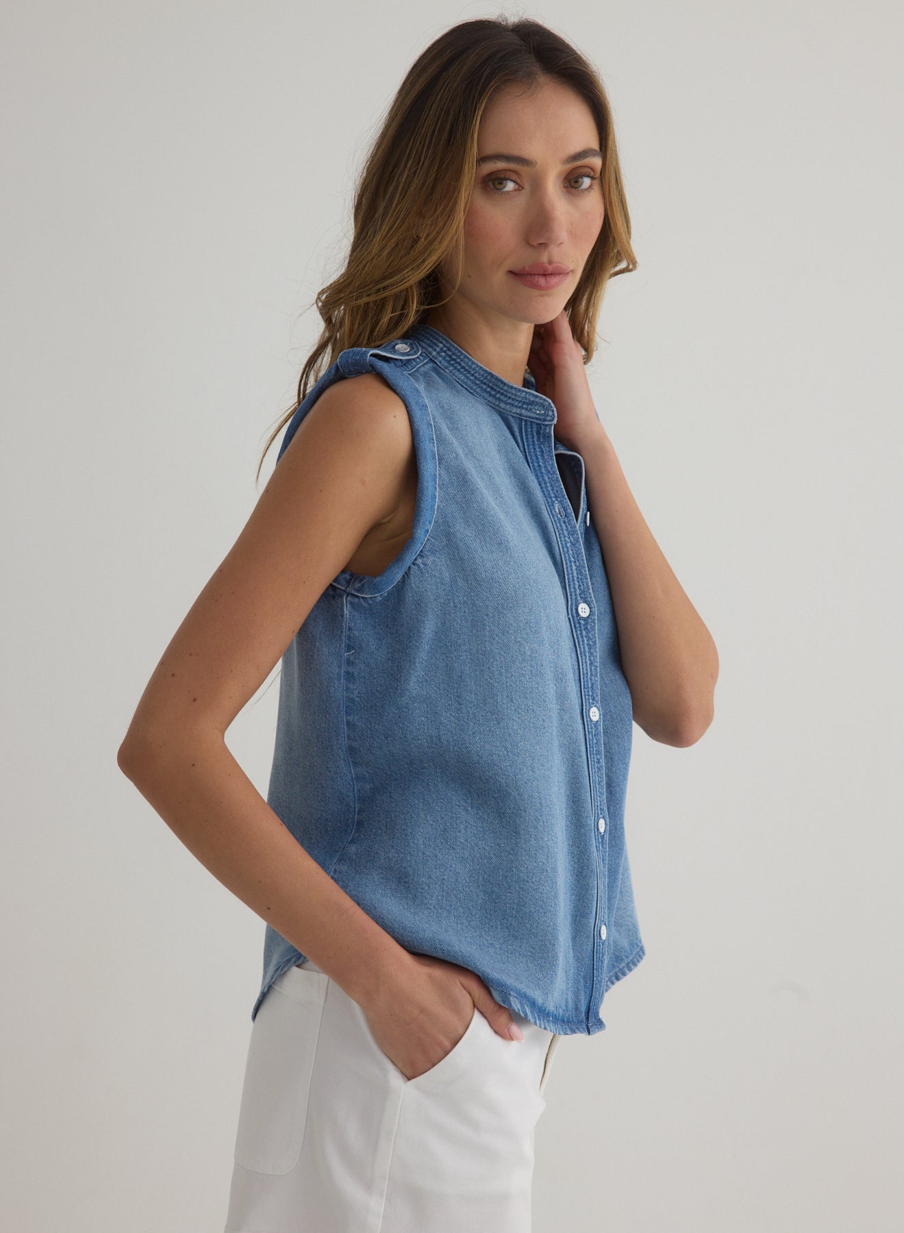 Roll Sleeve With Tabs Button Up Top