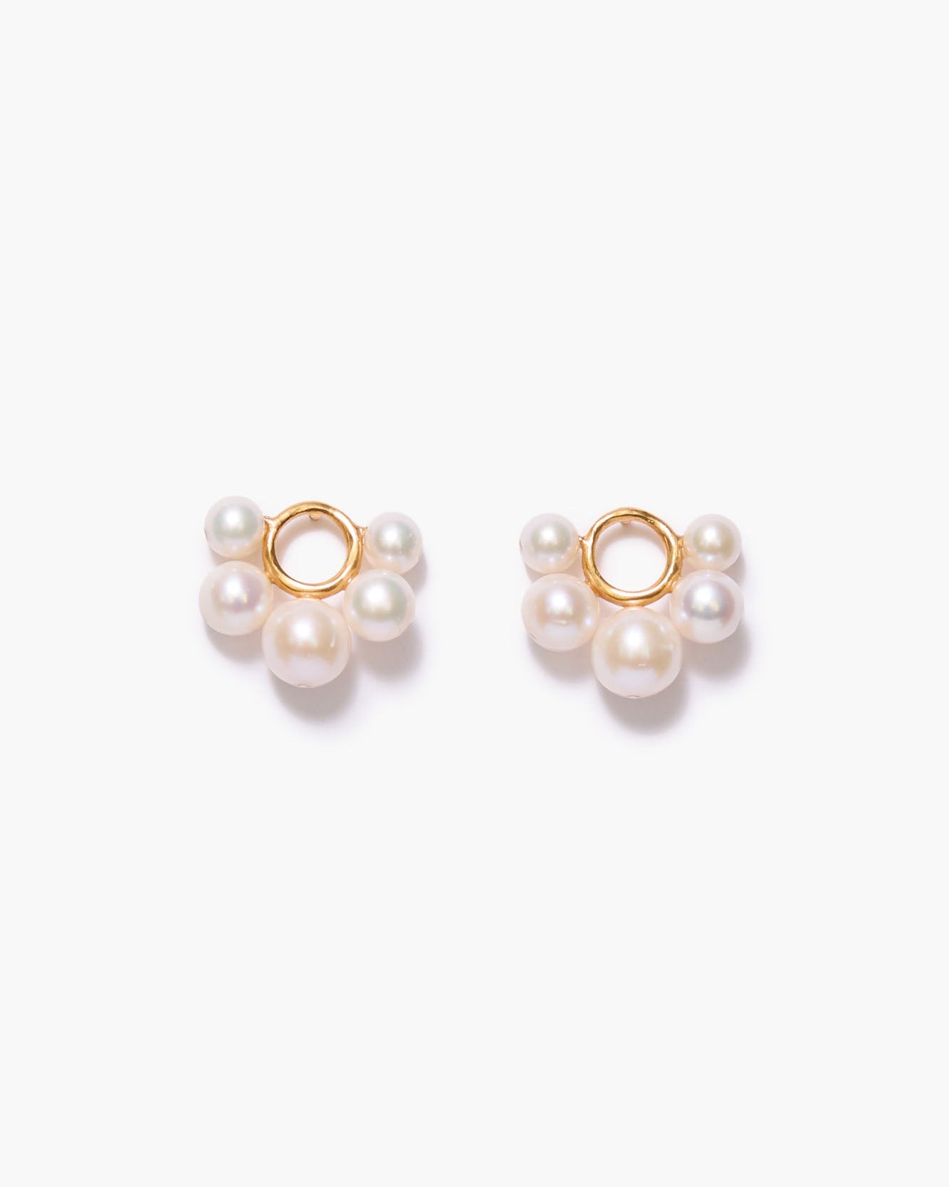 Eg-5965 18k gold plated sterling silver earrings with graduated freshwater pearls by CHAN LUU