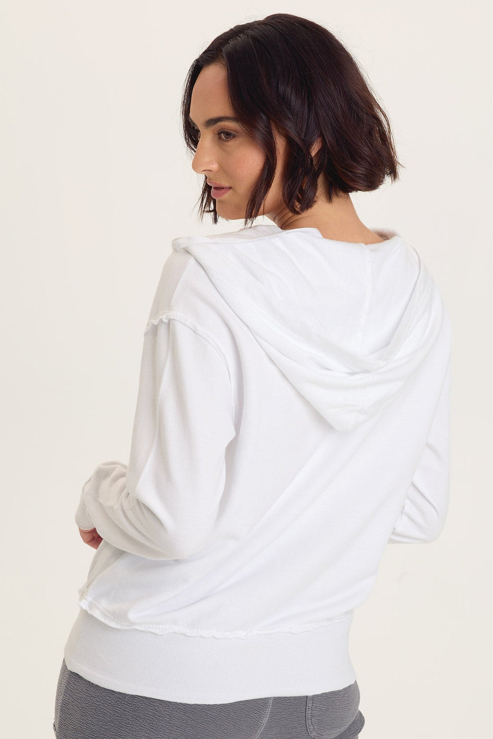 Rosalyn Hoodie in white with raw edges and kangaroo pocket by XCVI, Women’s Sweaters HCO