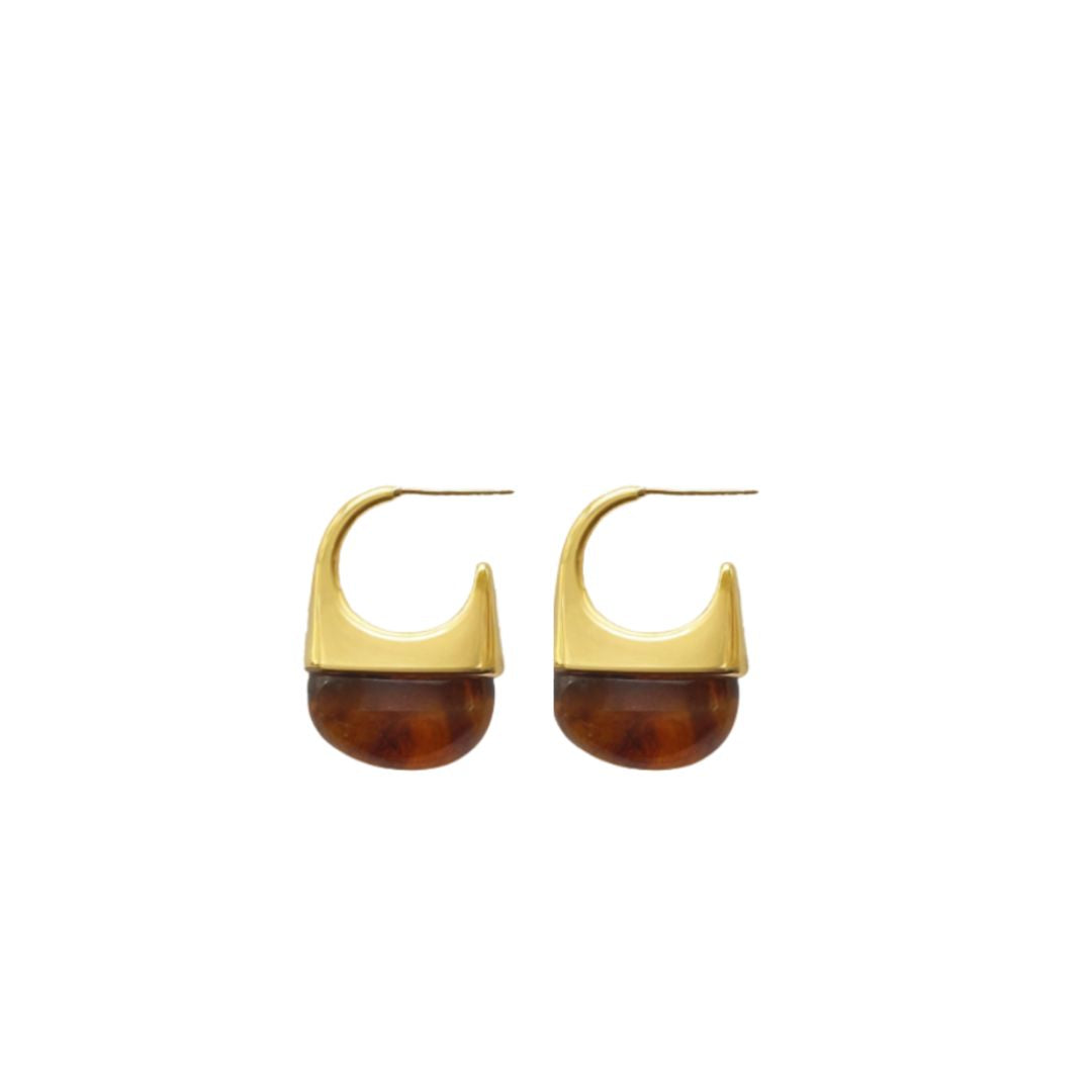 Somerset earring in gold with green half-moon resin drop