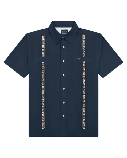 Guayabera Libre - Marino Cuero
