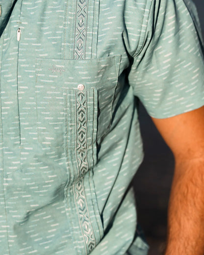 Guayabera Libre - Green Brisa