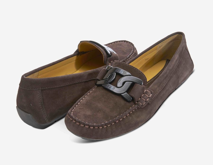 Aiker - Tmoro brown glove leather moccasin with padded insole and chain accent by VANELI
