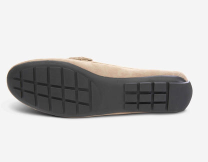Aiker - Taupe glove leather moccasin with rubber driving sole, padded insole by VANELI