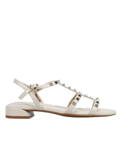 Becky - Bianco Aston