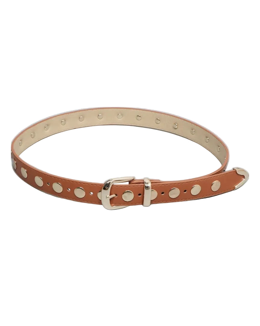 Fully Studded Belt Saddle