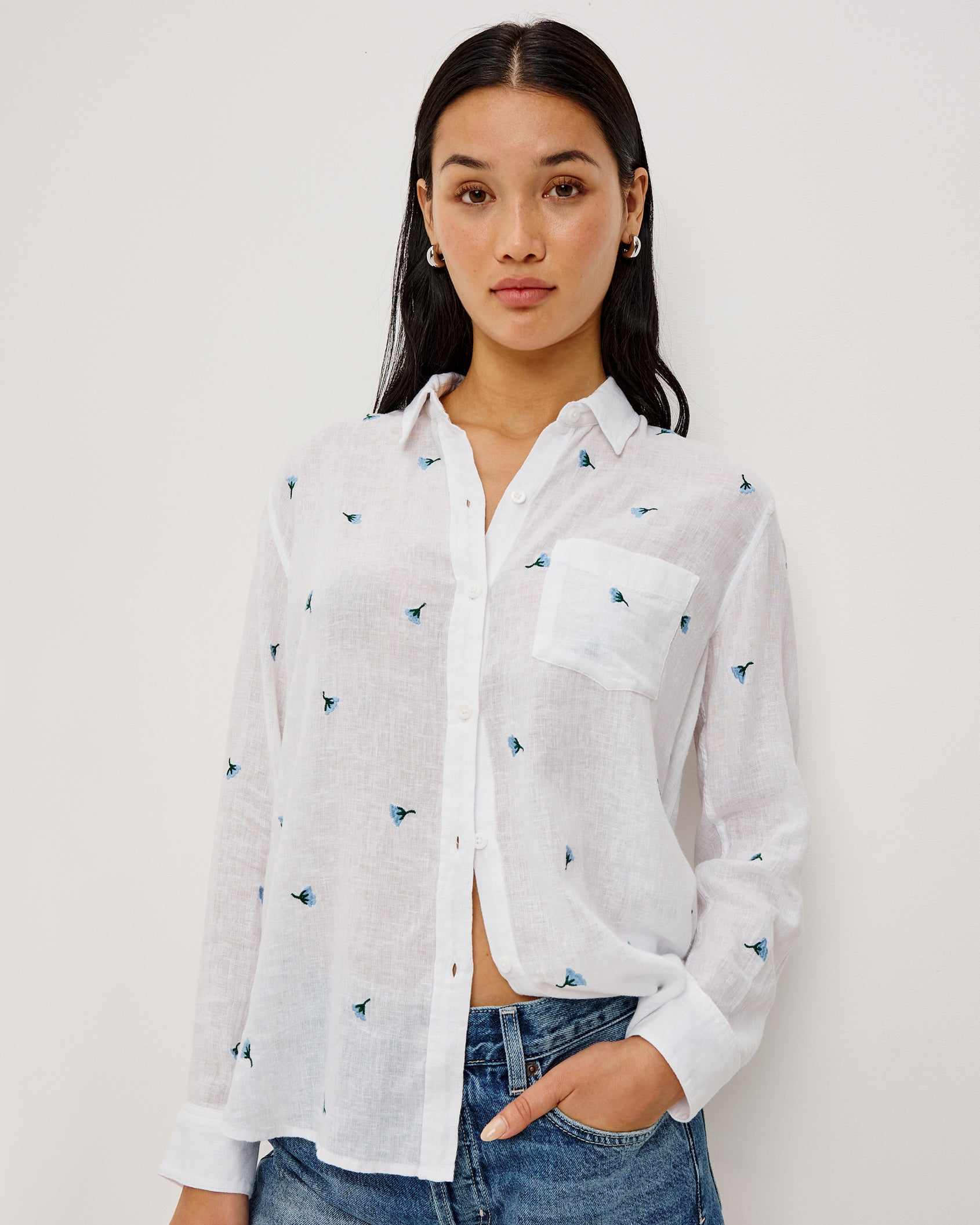 Charli - Bluebell Carnations