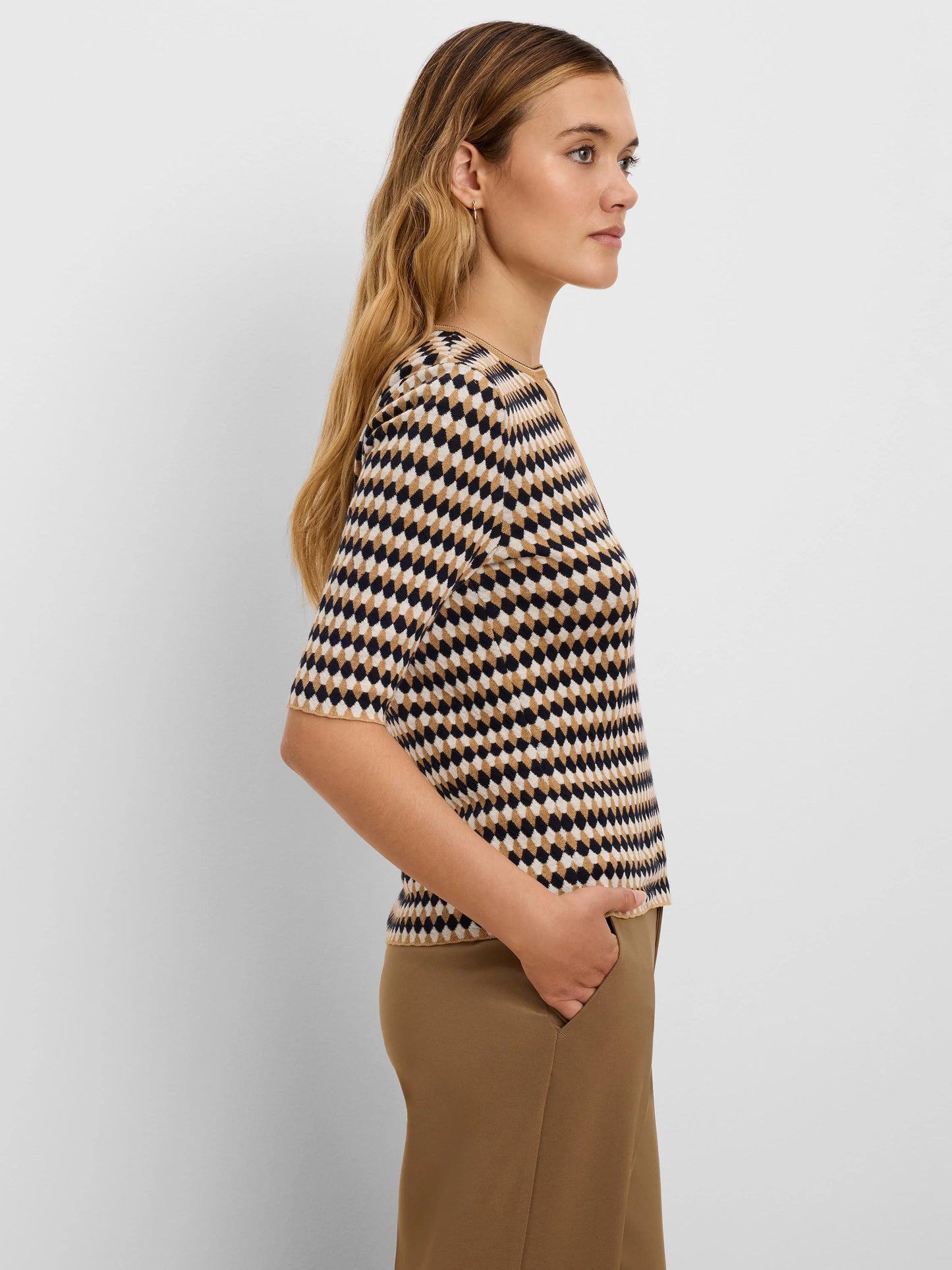 Angled Jacquard Sweater in beige diamond check pattern by NIC AND ZOE, Women's Sweaters HCO arrivals