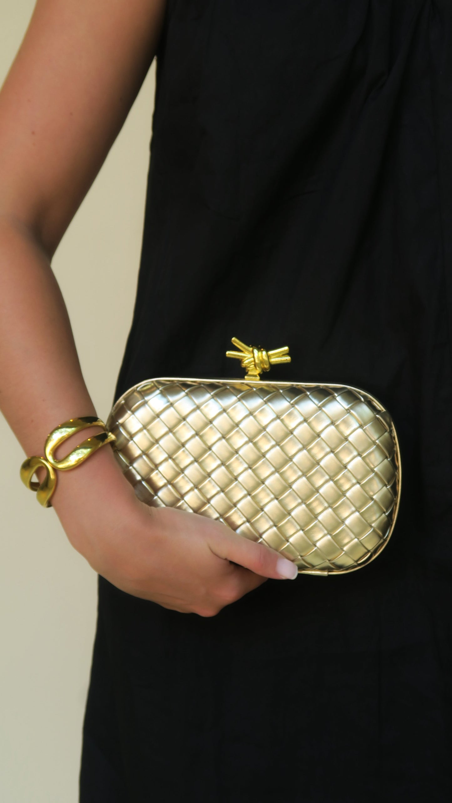 Bonsoir Woven Clutch