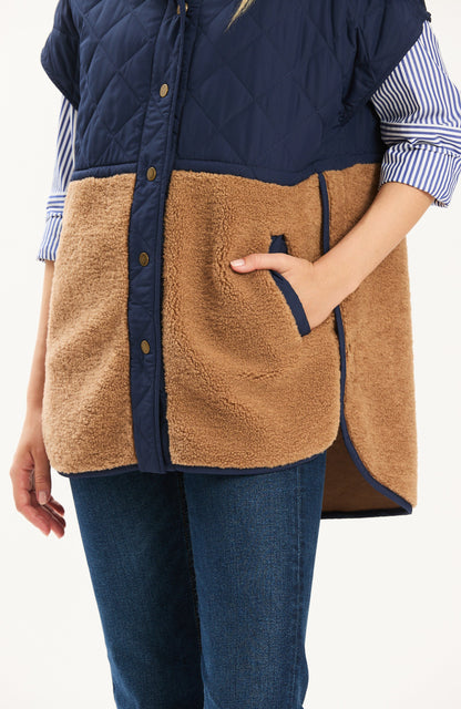 Cassidy Quilted Shearling Vest - Iced Coffee/Midnight Navy