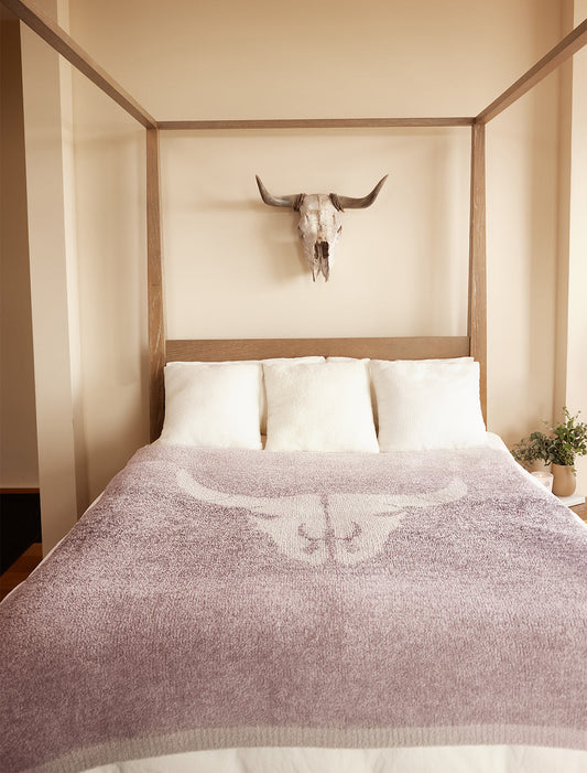 Longhorn Skull Throw 54"X72" Cr