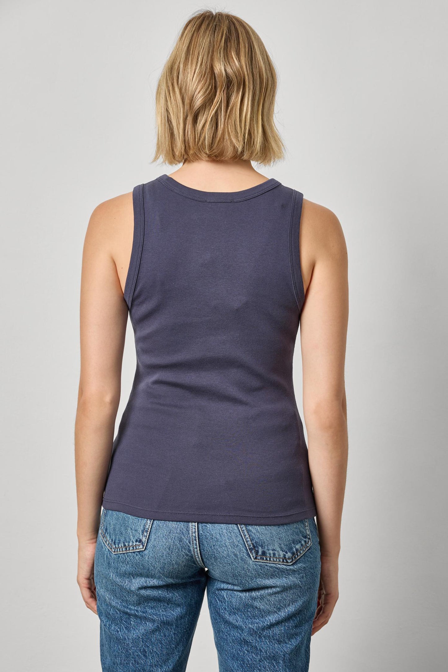 Jewel Tank