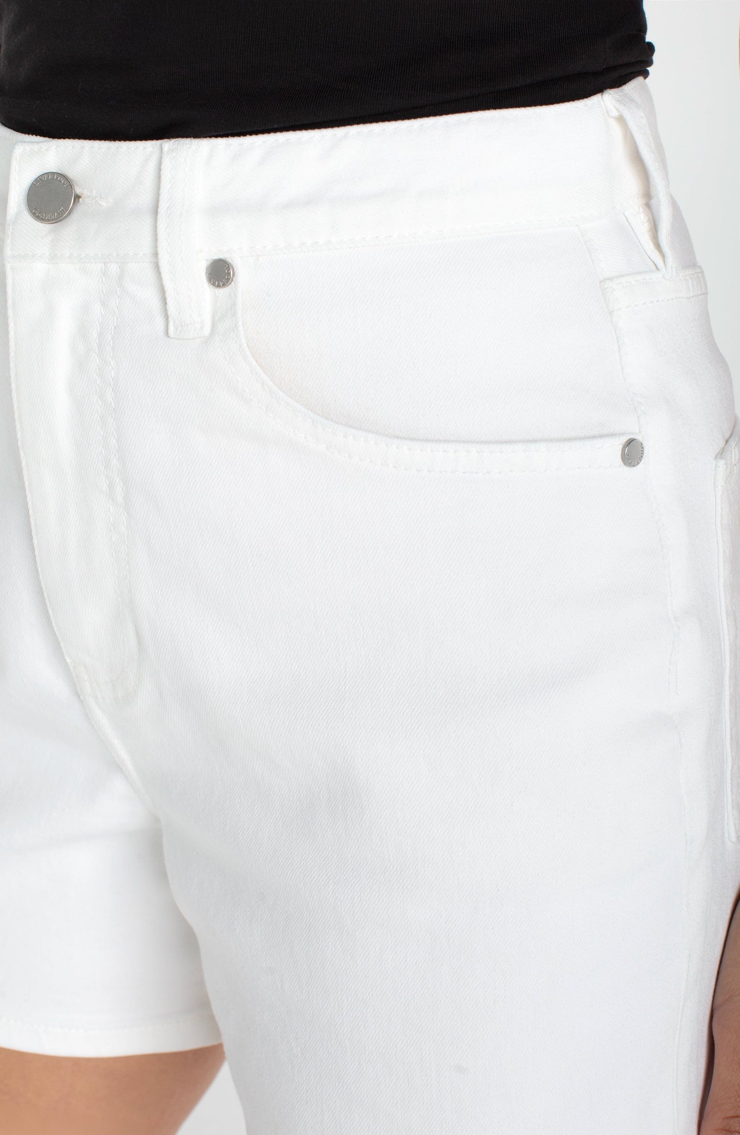 High Rise Heritage Short 4 1/2" in bright white with clean front pockets, LIVERPOOL LOS ANGELES