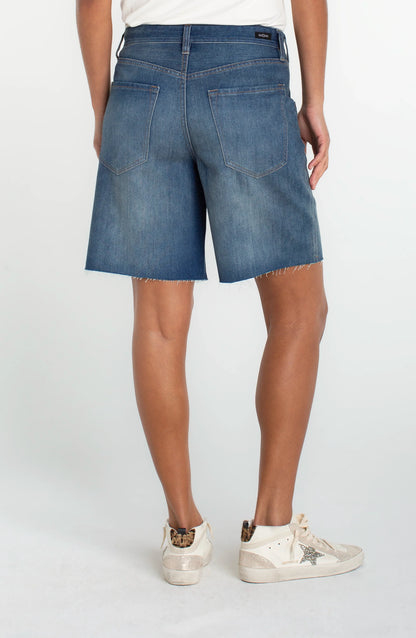 vintage cut-off short 9' in blue denim with straight leg and raw hem by LIVERPOOL LOS ANGELES
