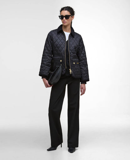 Fitted Beadnell Quilted Jacket - Black/Classic