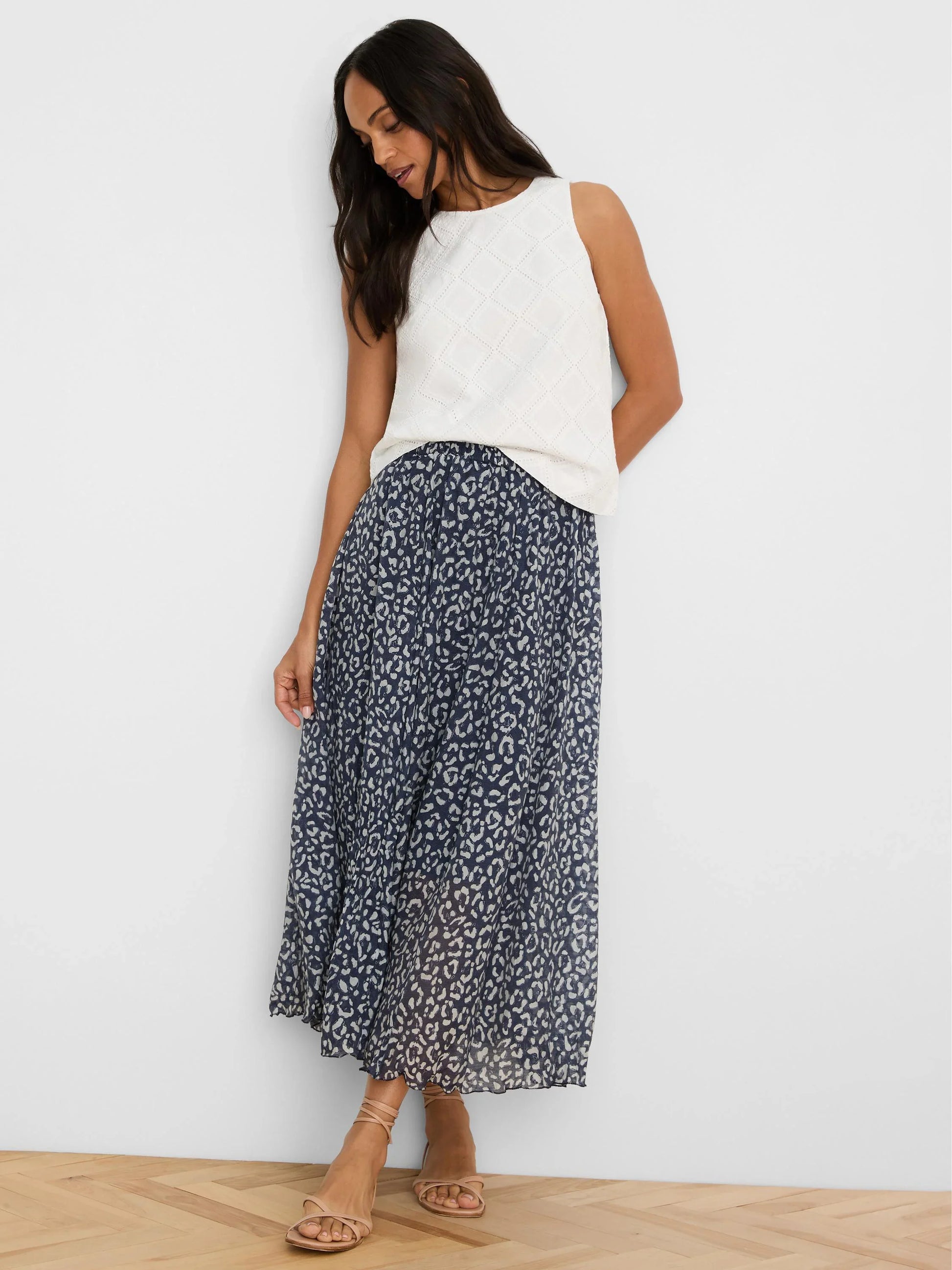 Diamond Eyelet Top in white geometric stitch, Nic and Zoe Women's Short Sleeve Shirts HCO boutique