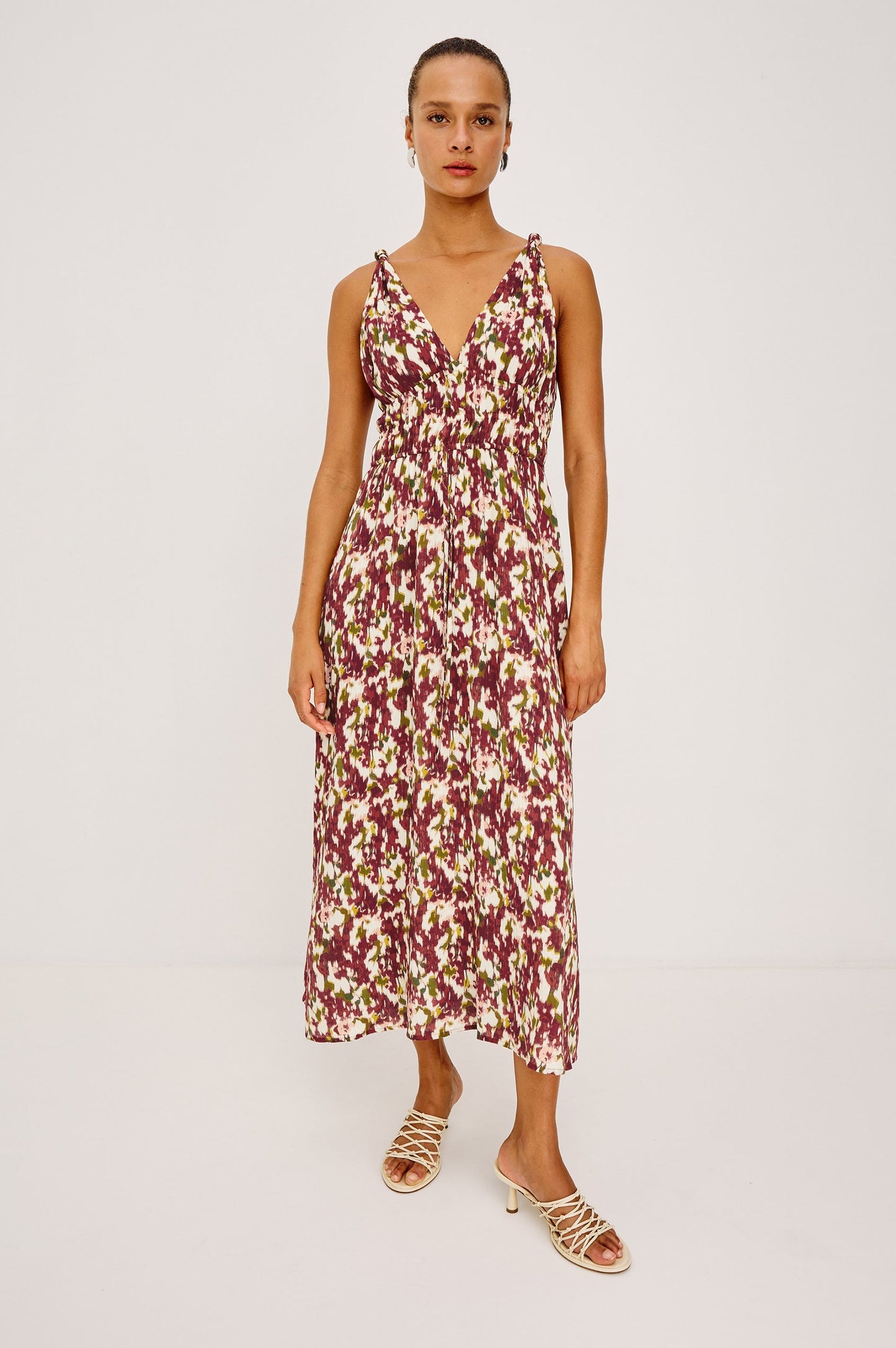 Marciana - Cardinal Floral