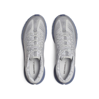 Agility Peak 5 M von oben: helle Mesh-Sneaker mit Schnürung und Perforationen