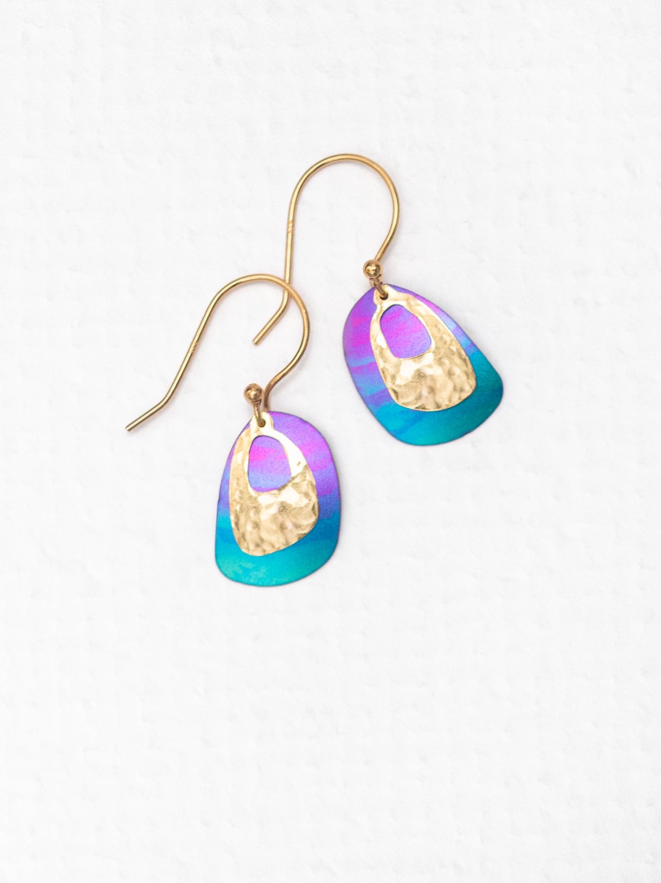 Blake Earring with hammered gold overlay and iridescent blue-purple drops, HOLLY YASHI Women's Jewelry HCO