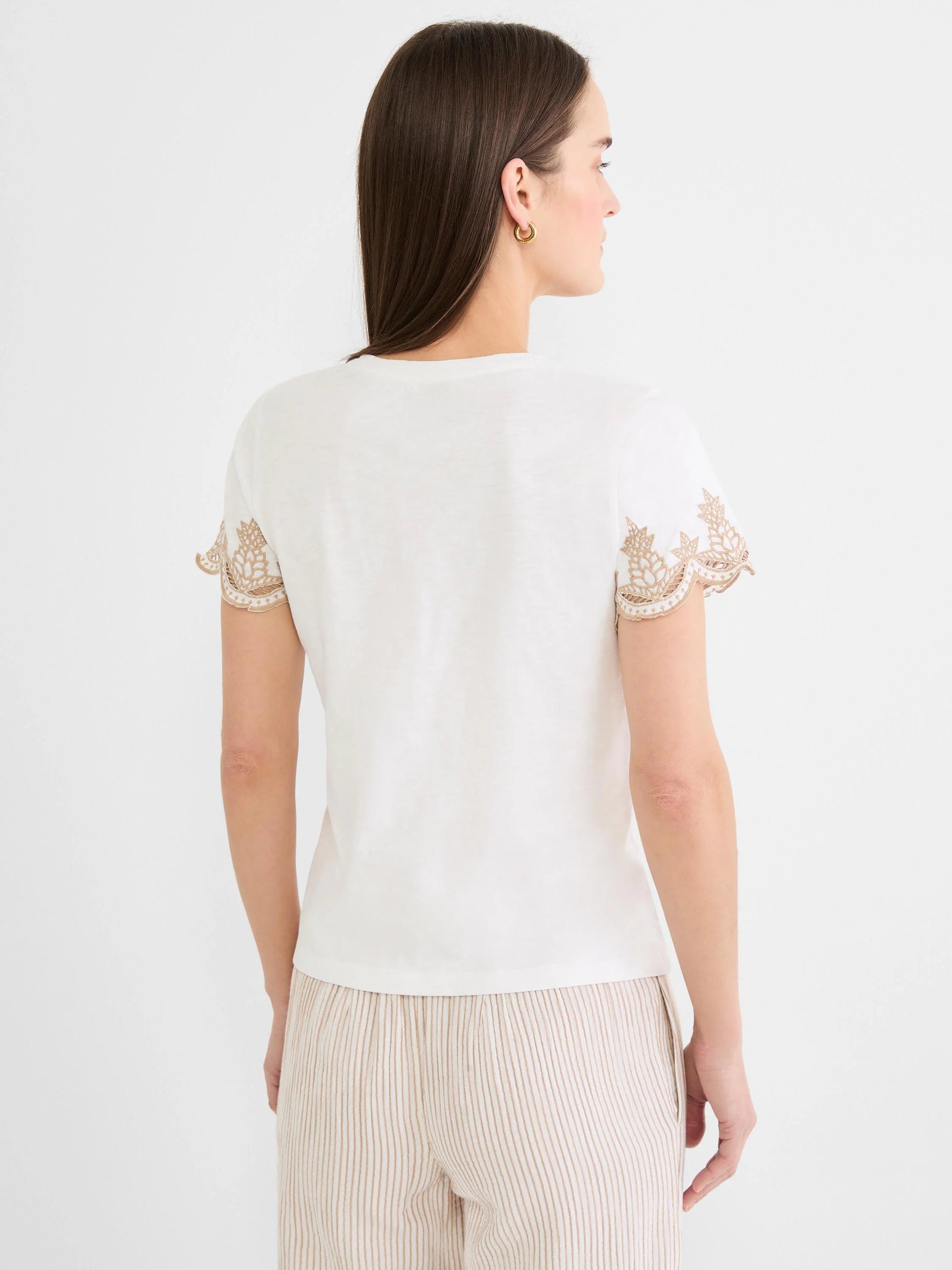 Deco Sleeve Cotton Slub Tee in white with tan eyelet sleeves, NIC AND ZOE, Women's Short Sleeve Shirts