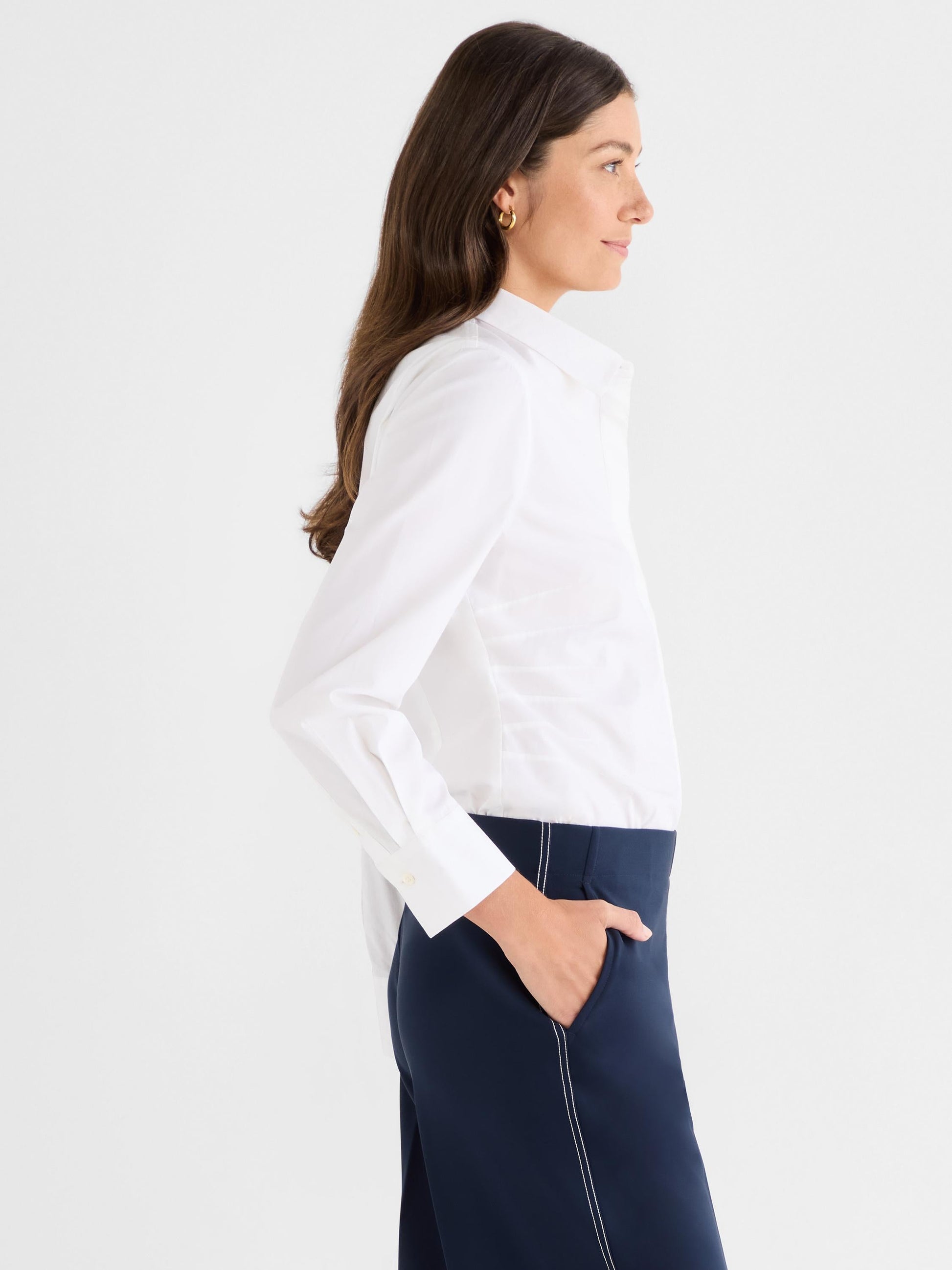 Pintuck Stretch Cotton Shirt in white with tailored waist and classic collar, NIC AND ZOE