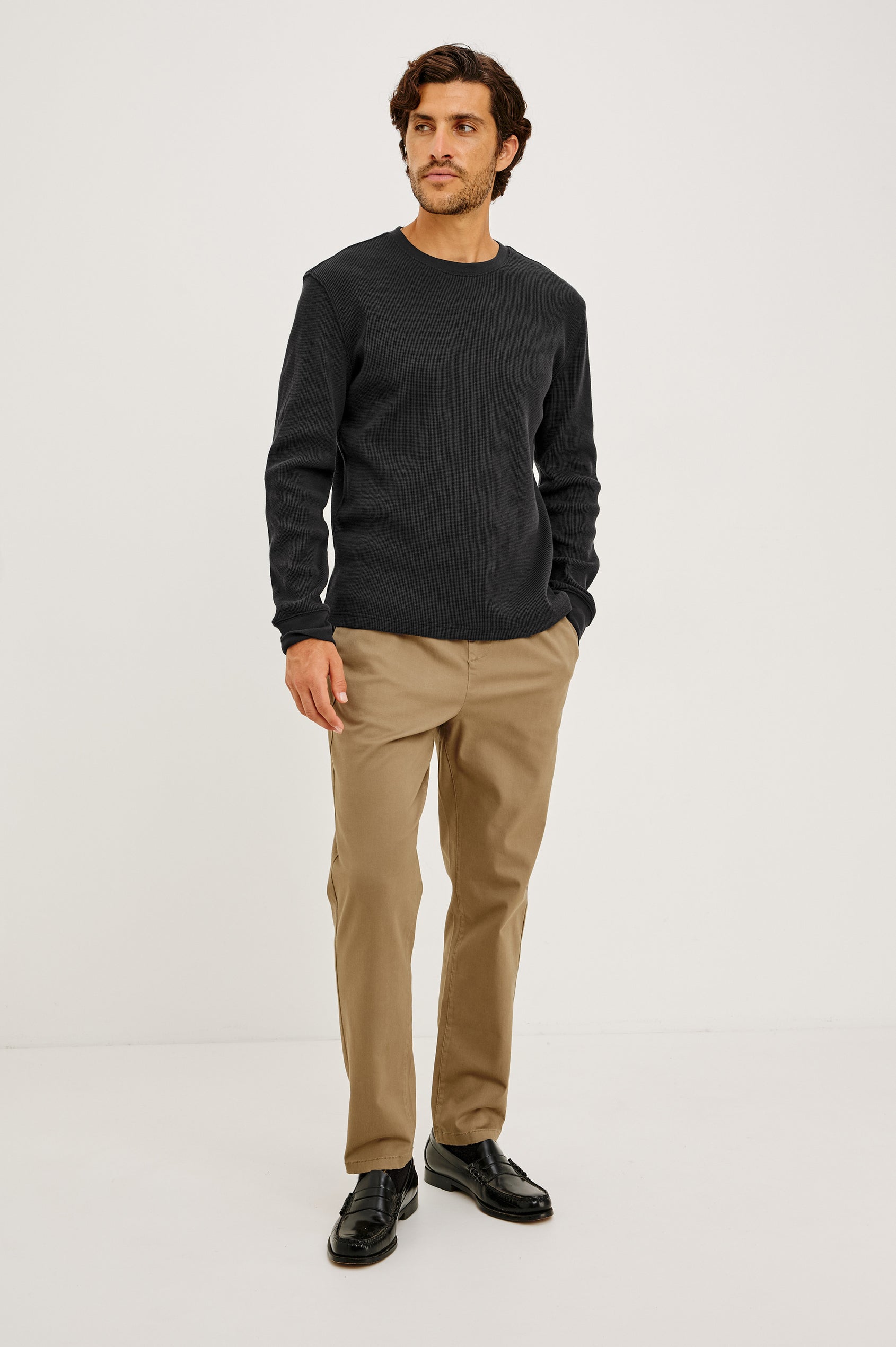 Smith Thermal - Onyx black midweight cotton blend pullover with ribbed crew neck by RAILS