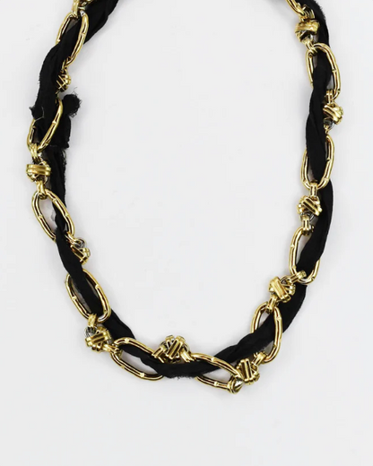 Don't Get It Twisted Black Collar