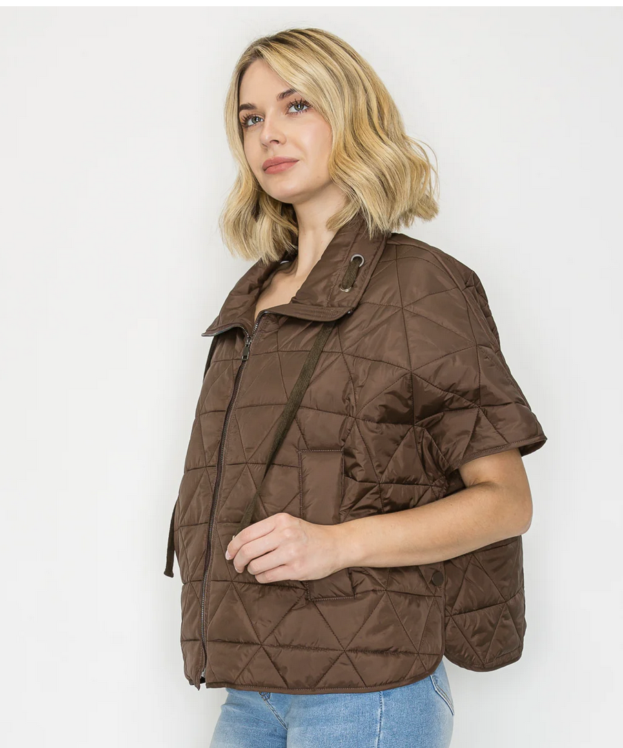 Jamel Puffer Jacket (UMBER) side view with zip front, snap collar and short sleeve