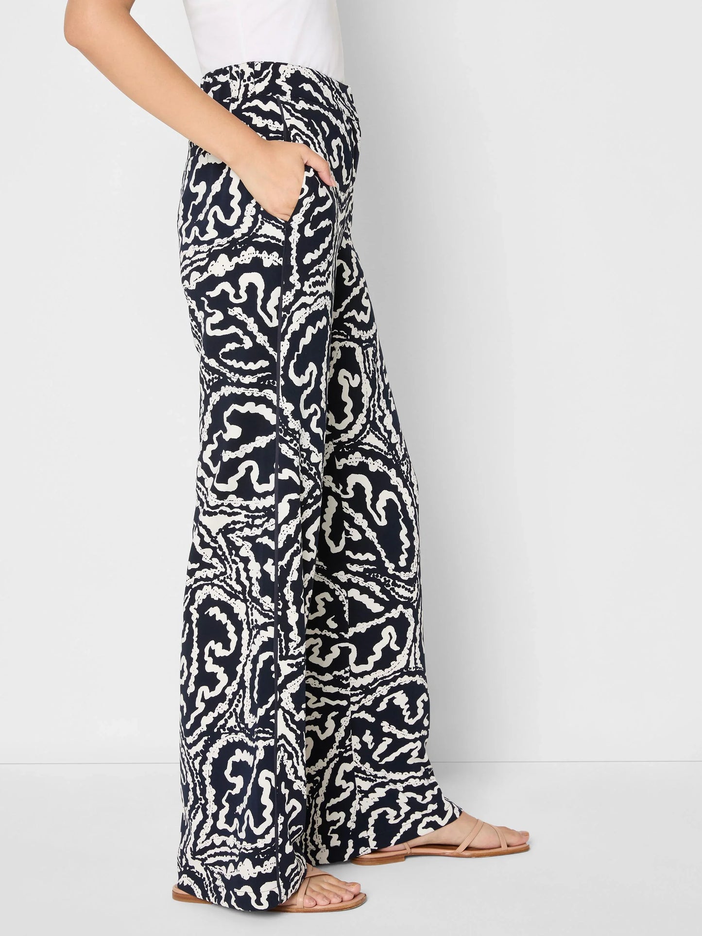 31" Indigo Leaf Eliot Wide Leg Pant