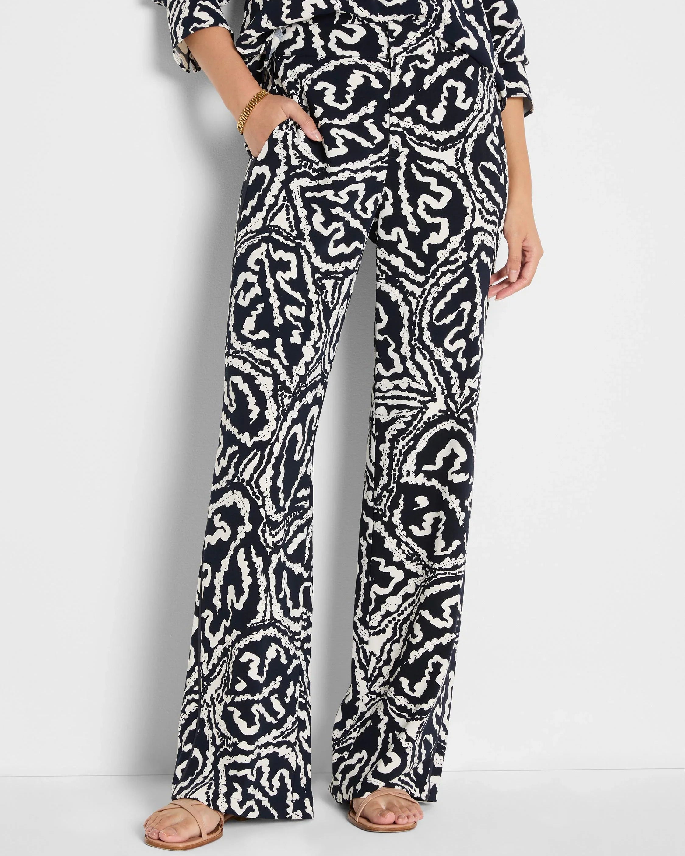 31" Indigo Leaf Eliot Wide Leg Pant