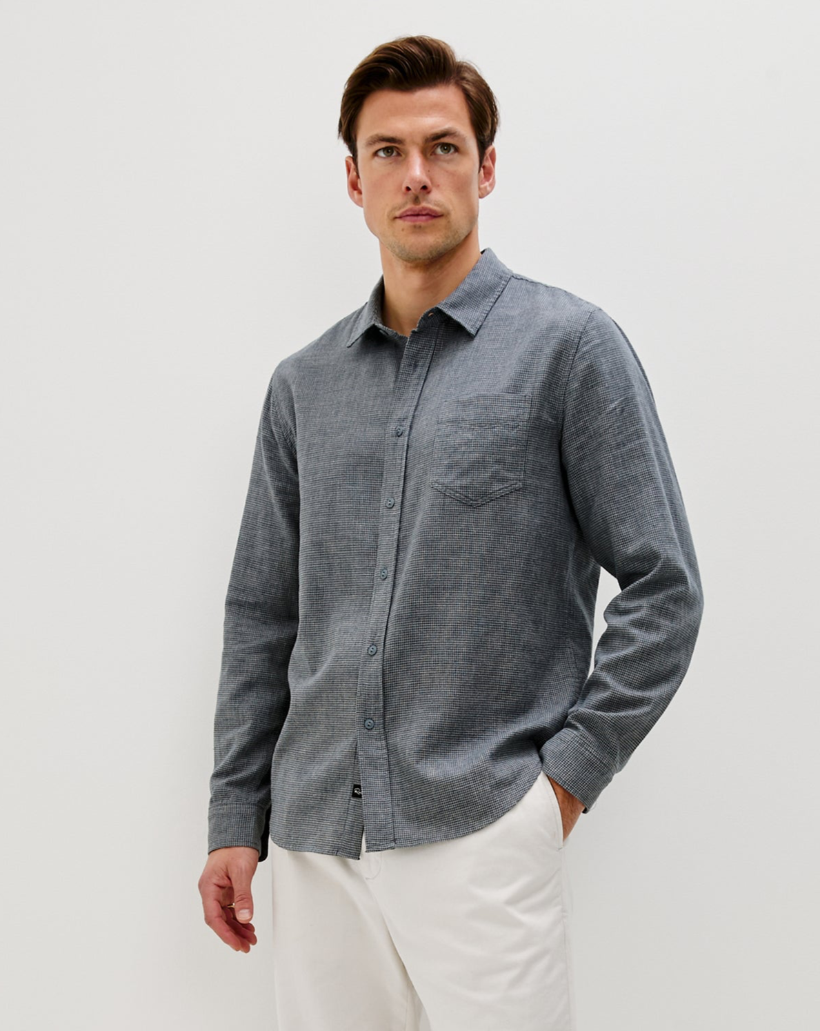 Wyatt - Charcoal Navy Houndstooth