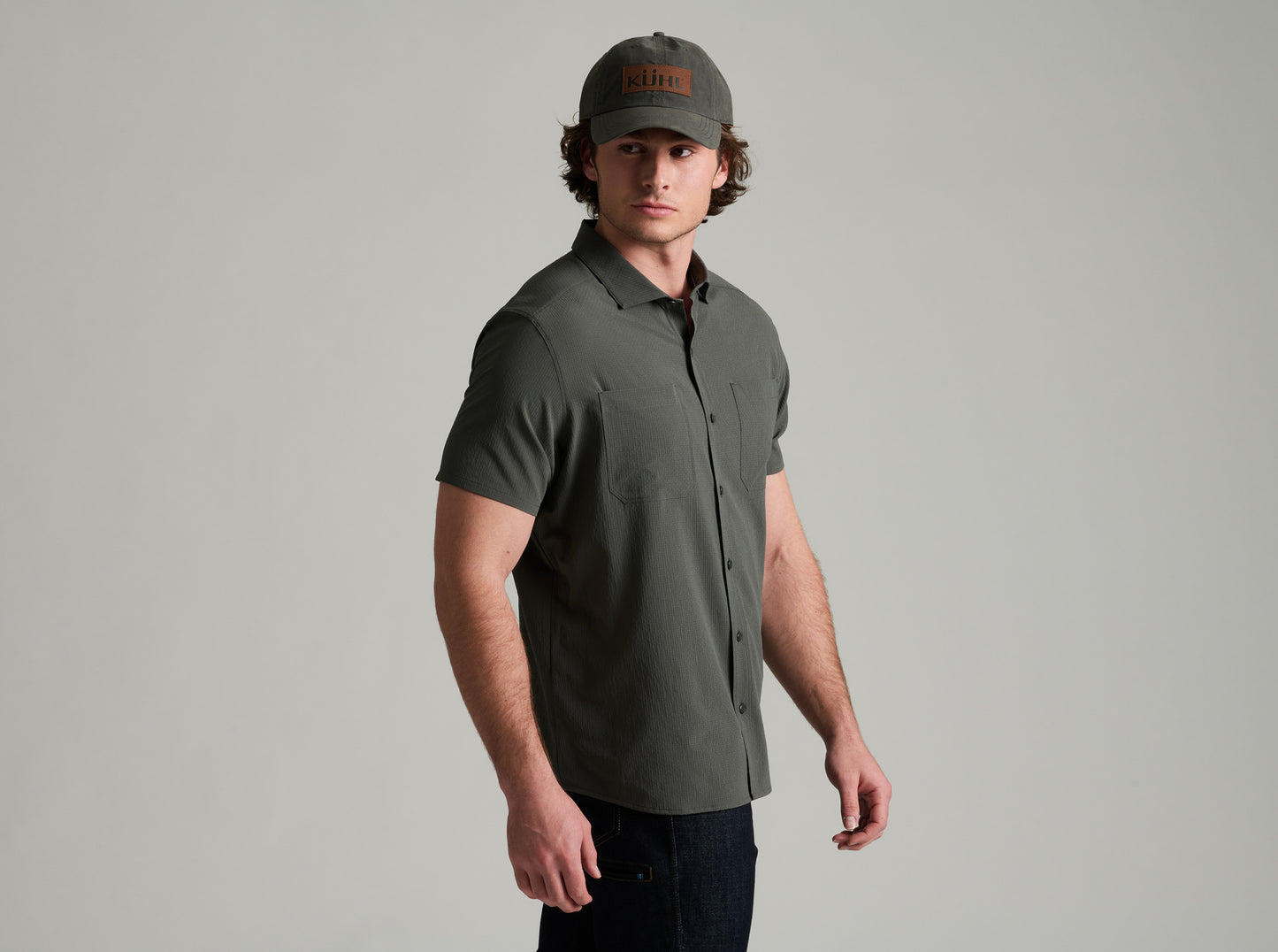 Edge SS men's short sleeve shirt in gray with stretch, UV protection, and moisture wicking fabric