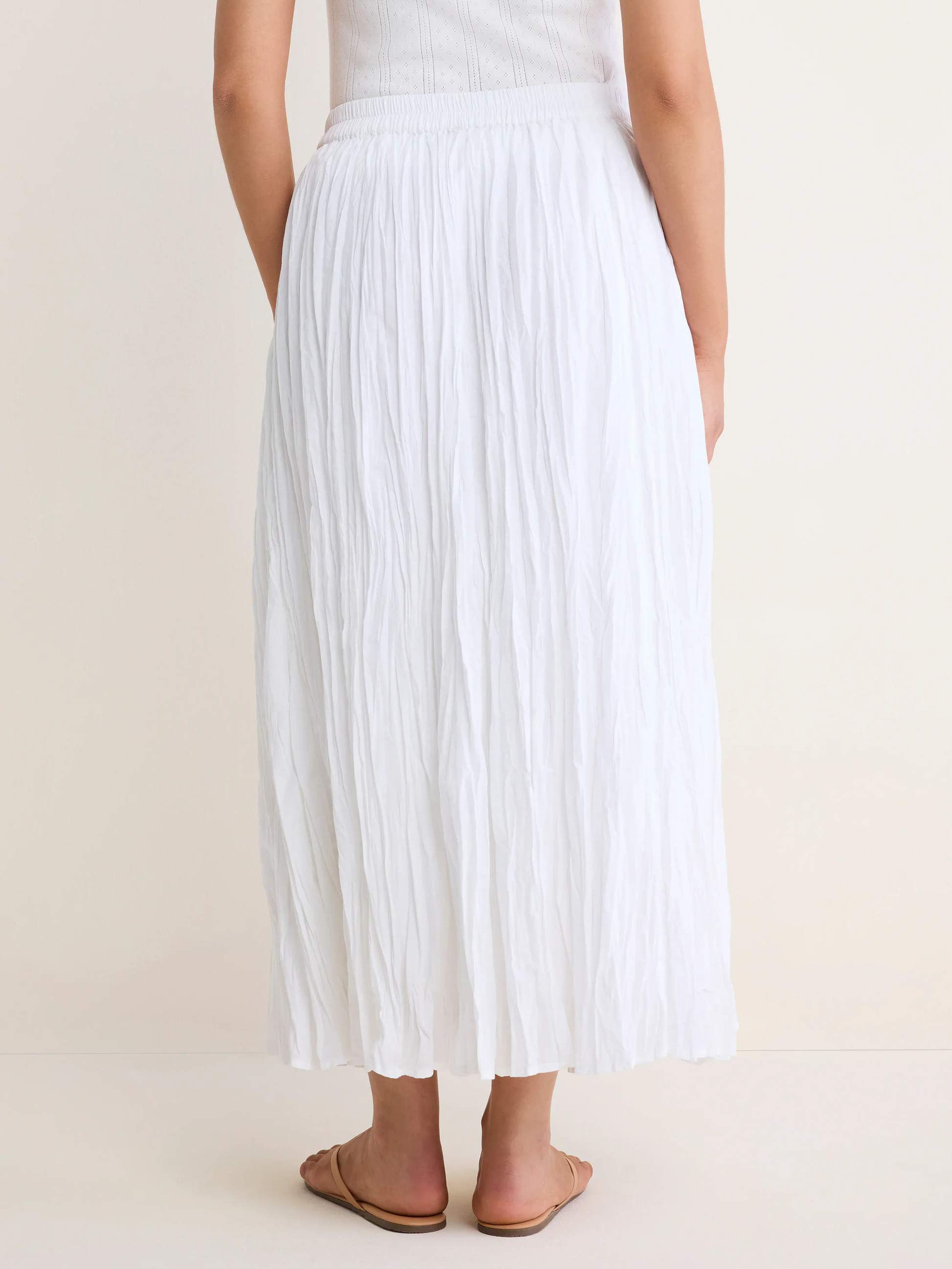 Cotton Crinkle Skirt in white cotton cambric, textured relaxed fit from NIC AND ZOE at HCO FBG