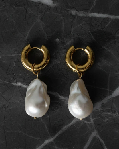 Gold Huggie Earring w/ Pearl Dangle