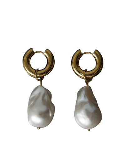 Gold Huggie Earring w/ Pearl Dangle