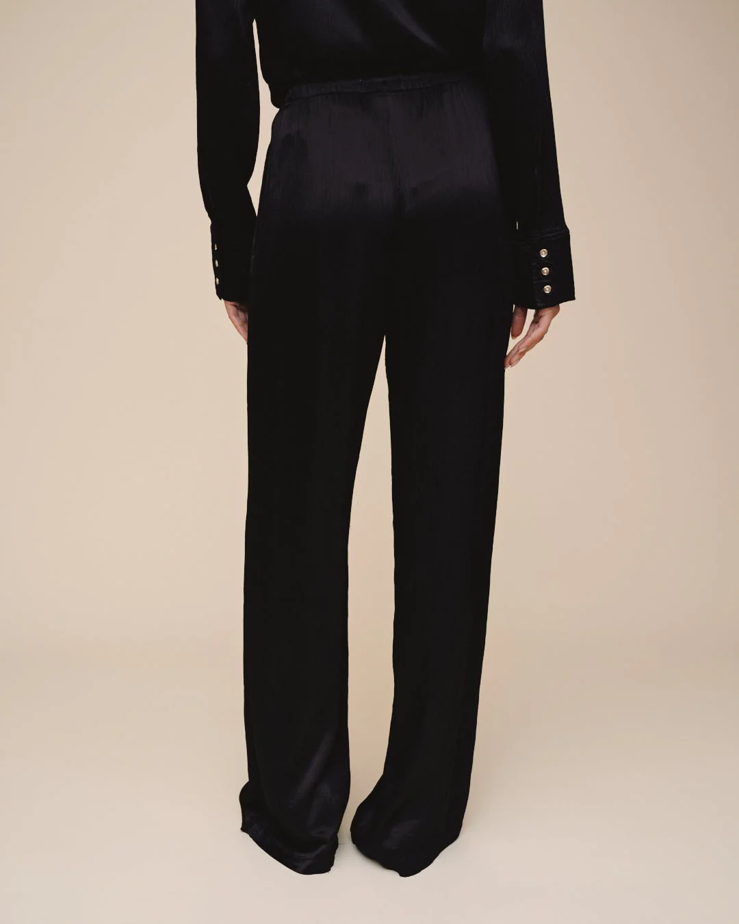 EASY PLEATED WIDE LEG PANT - BLACK