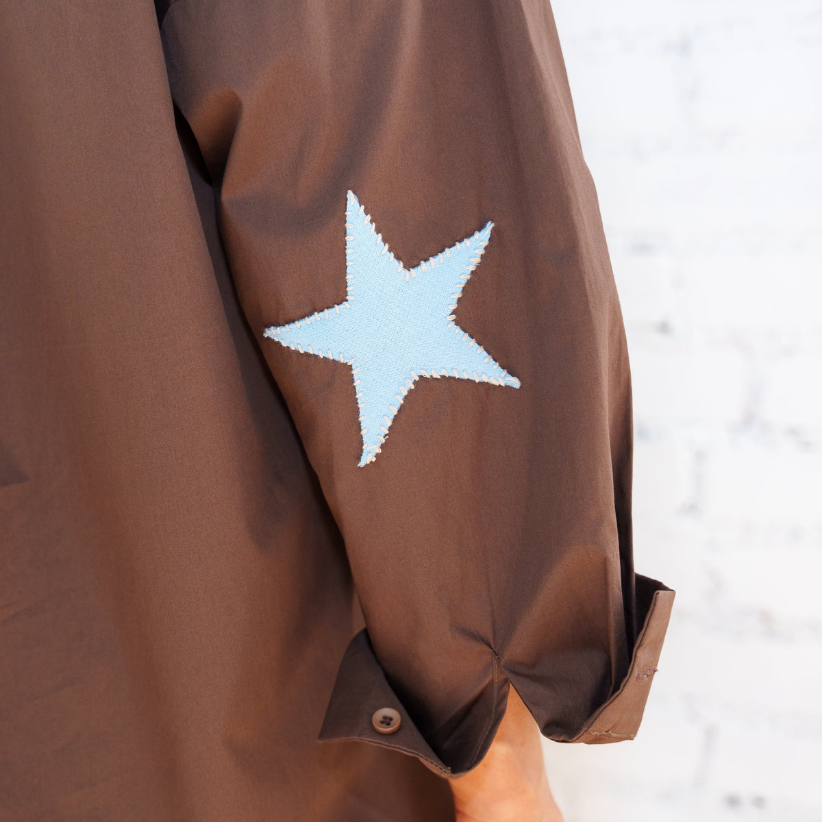 PREPPY STAR DRESS COCOA