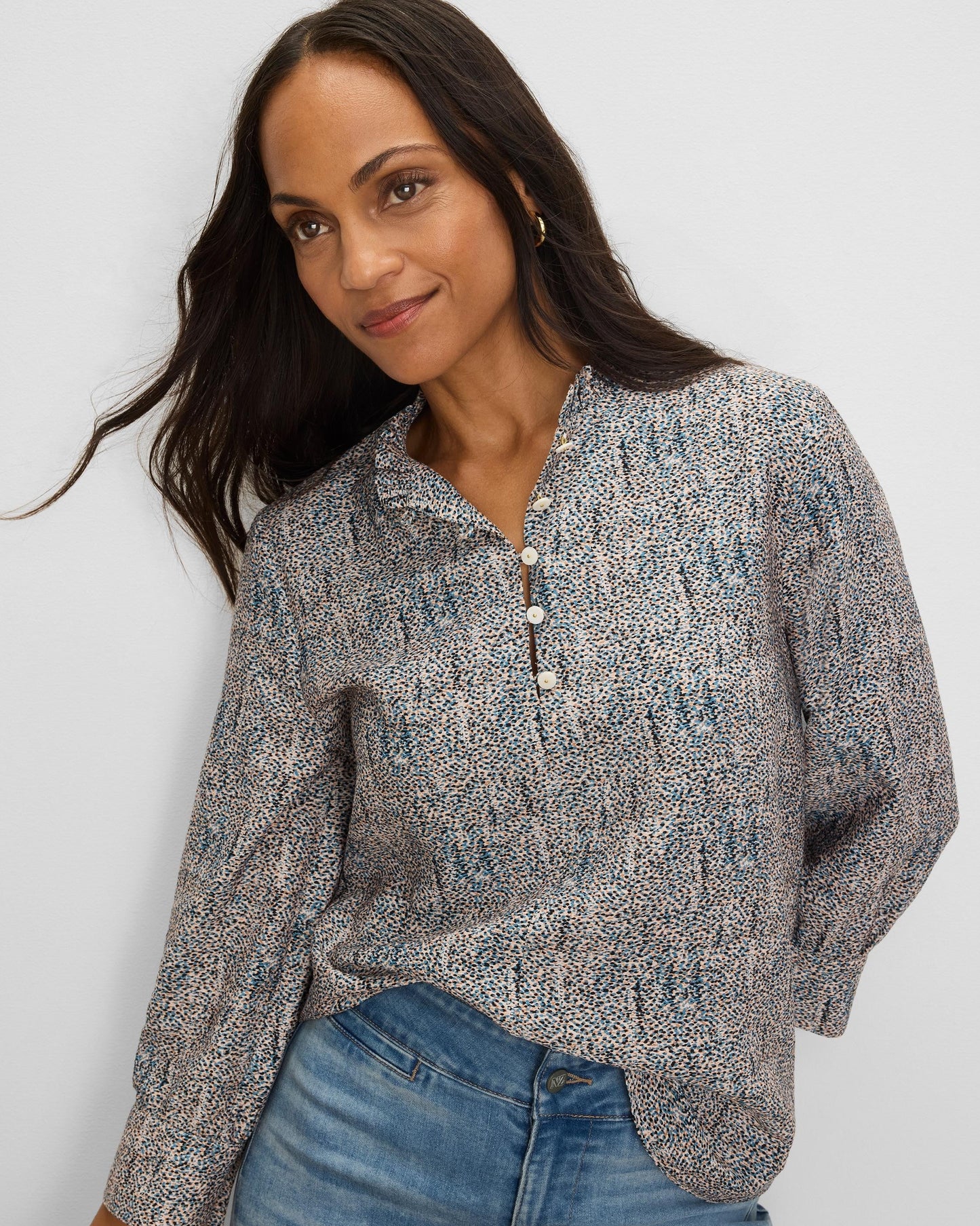 SUN SPECKLE RUFFLE NECK TOP