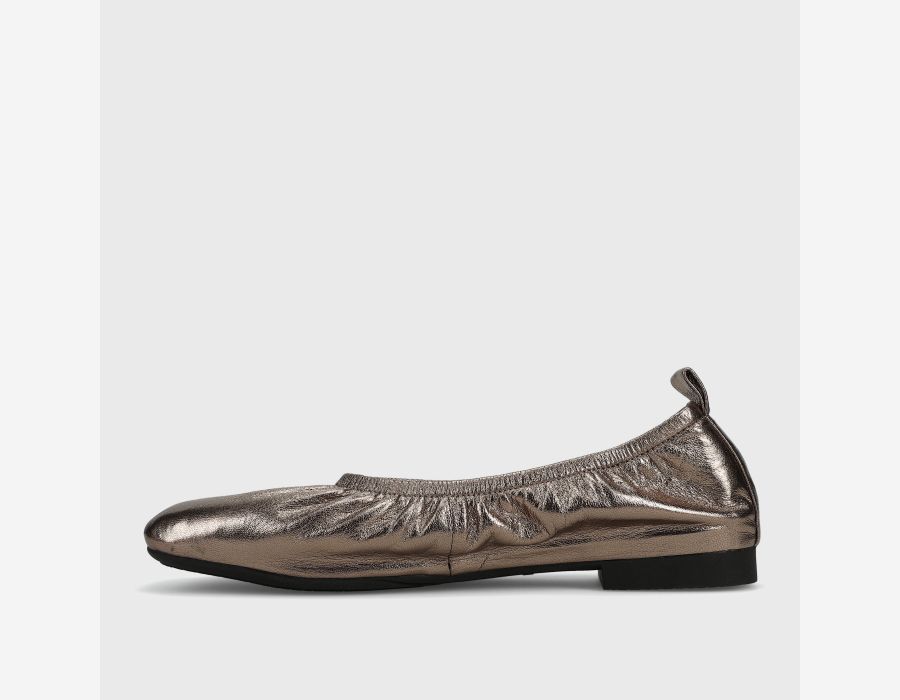 Vicky - Gunmetal square-toe flat in soft glove leather with elastic topline by VANELI, Women's Shoes HCO