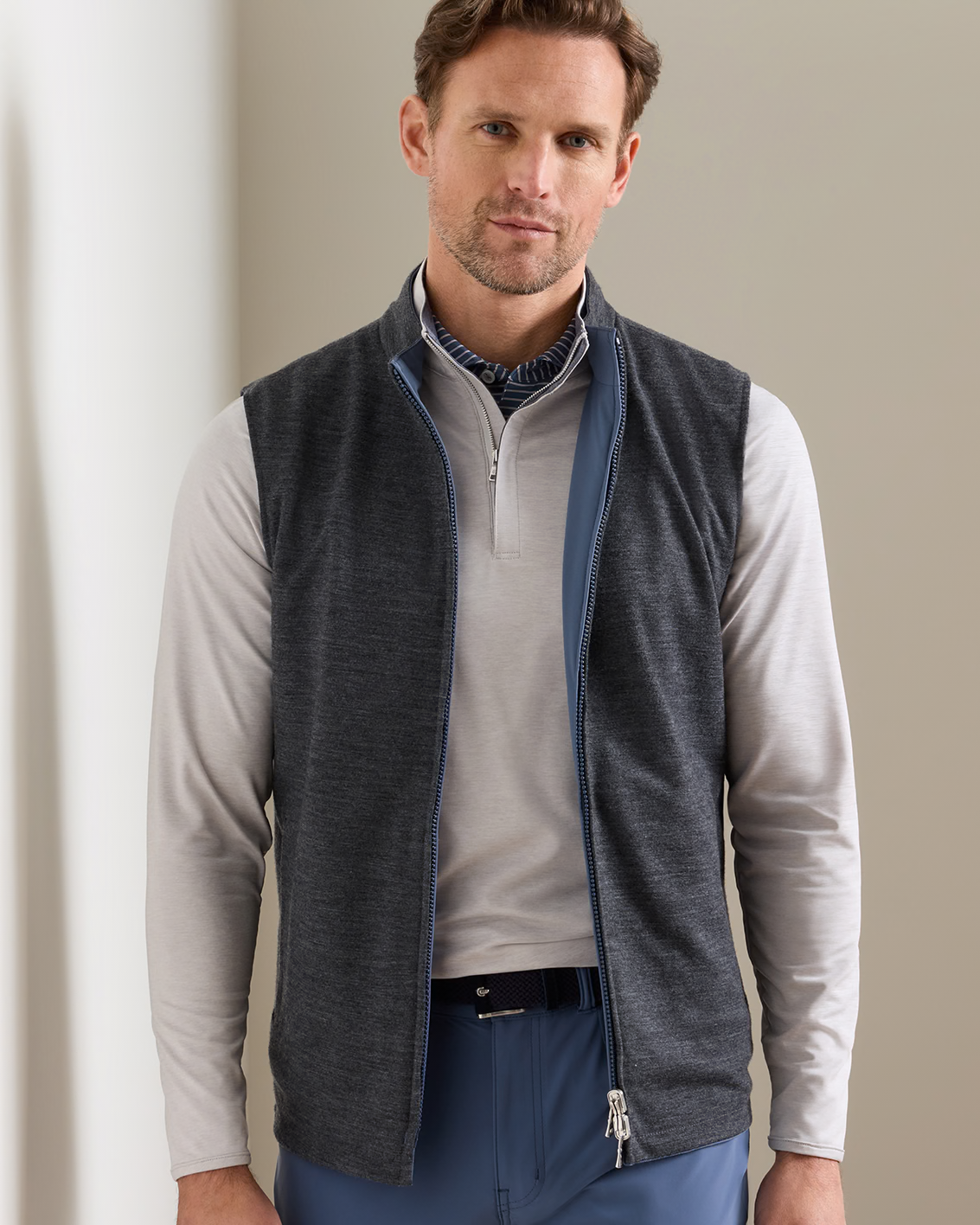 PETER MILLAR Ryder Reversible Vest in charcoal for men