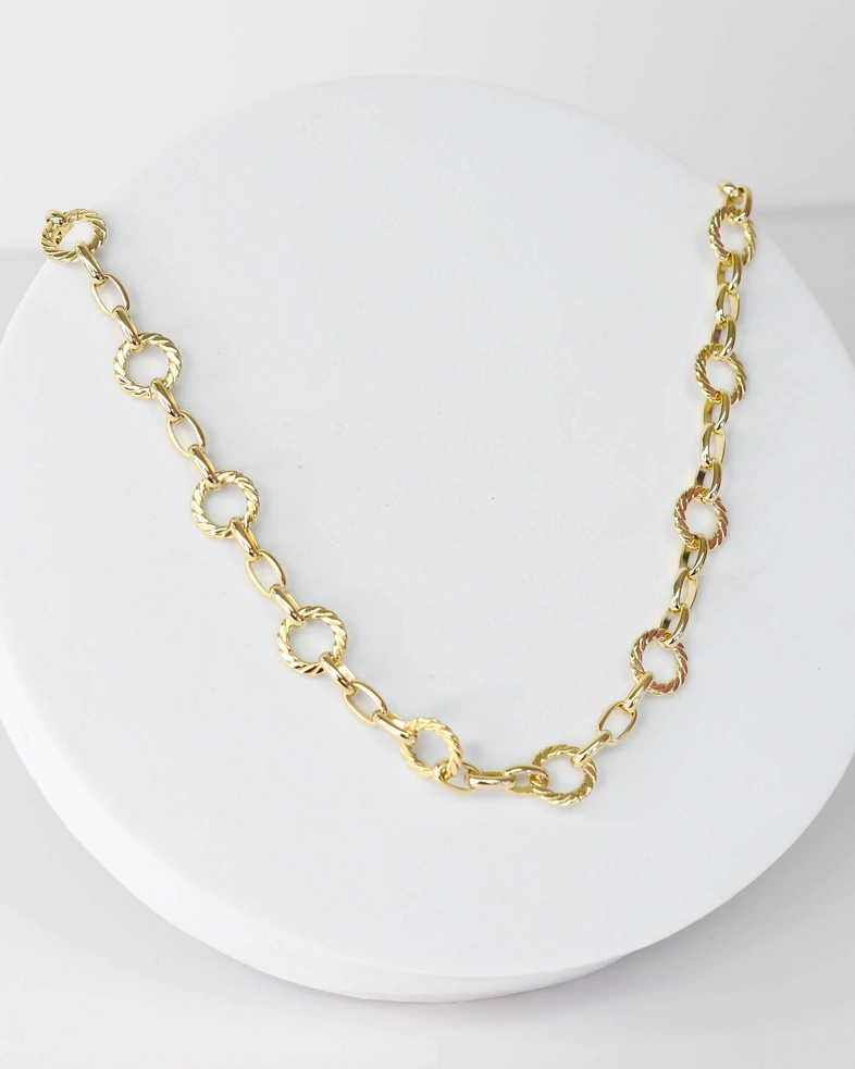 Circle Chain Necklace - Gold, twisted and oval links, women's jewelry by TREASURE JEWELS HCO FBG