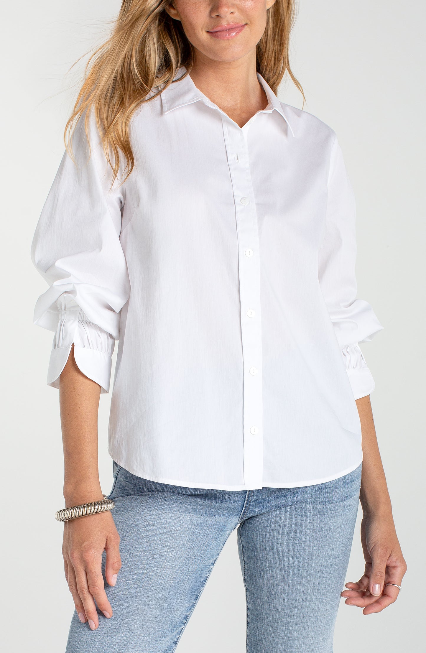 ADJUSTABLE SLEEVE BUTTON FRONT WOVEN TOP