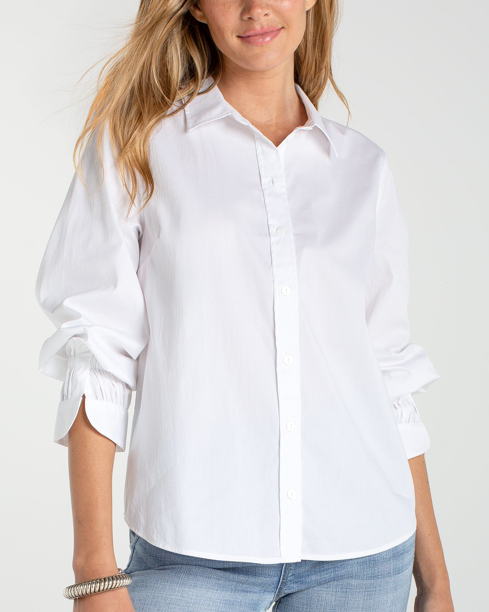 ADJUSTABLE SLEEVE BUTTON FRONT WOVEN TOP
