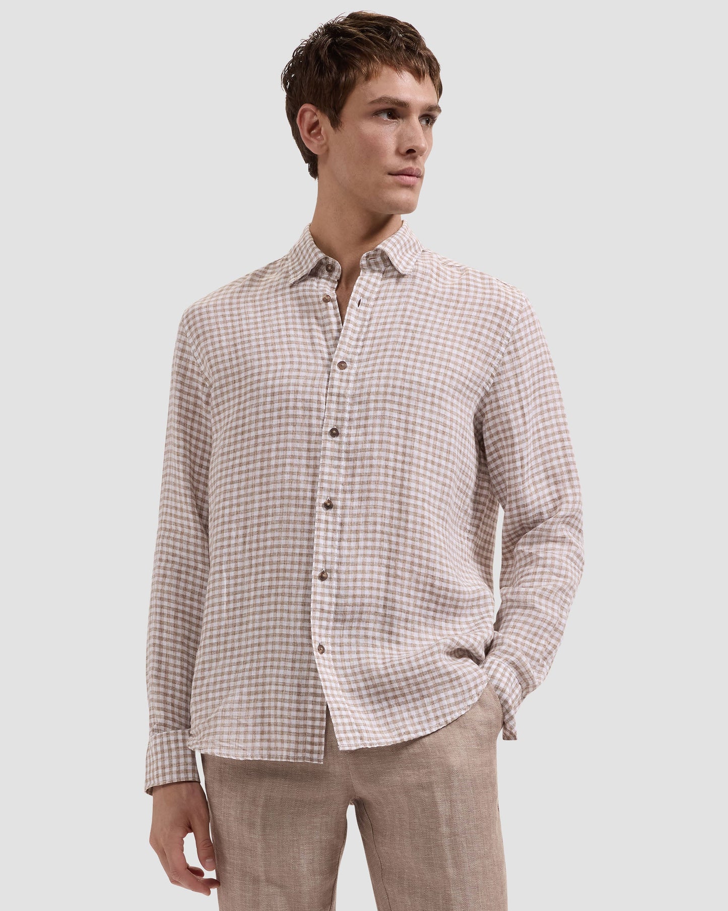 L/S KARL LINEN SHAPED - OLIVE in checkered breathable linen, men's long sleeve shirt by BUGATCHI