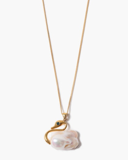 Swan Necklace White Pearl